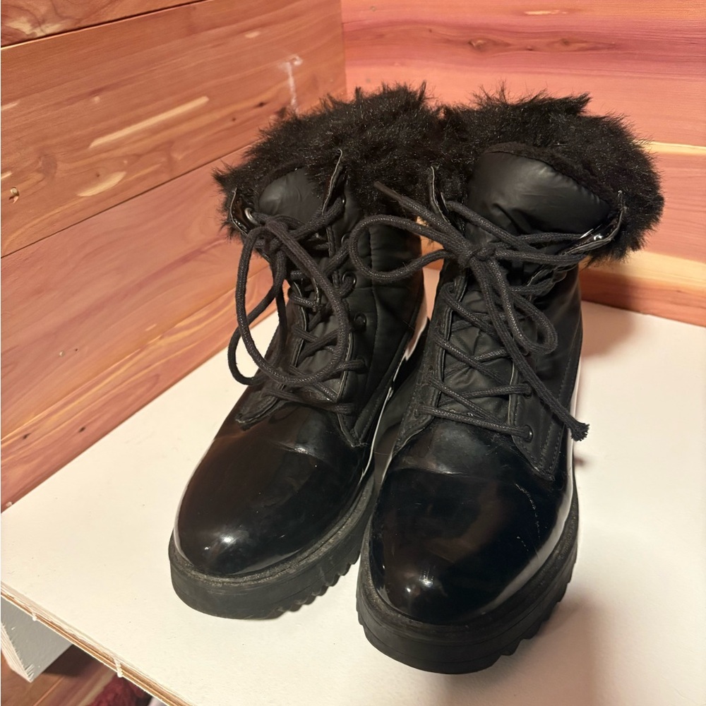 Women's Black Fur-Lined Boots
